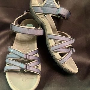 TEVA TIRRA Sandals  F27114L. size 8.5